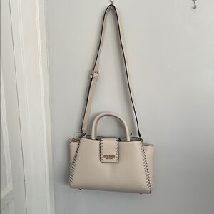 Guess white /Beige Leather Handbag